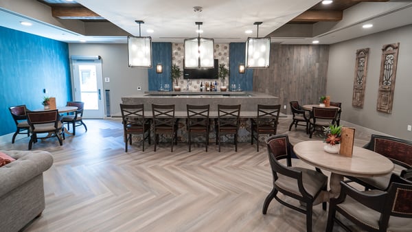 Full-service-bar-2_La-Marea-Senior-Living-1