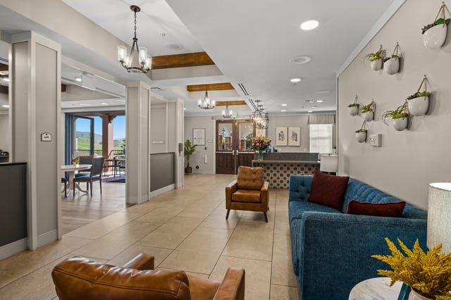 LAMA-La-Marea-001b-lobby