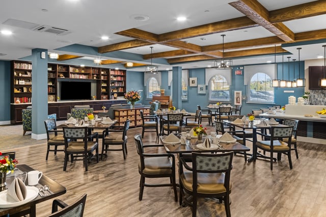 LAMA-La-Marea-011-dining-room-3