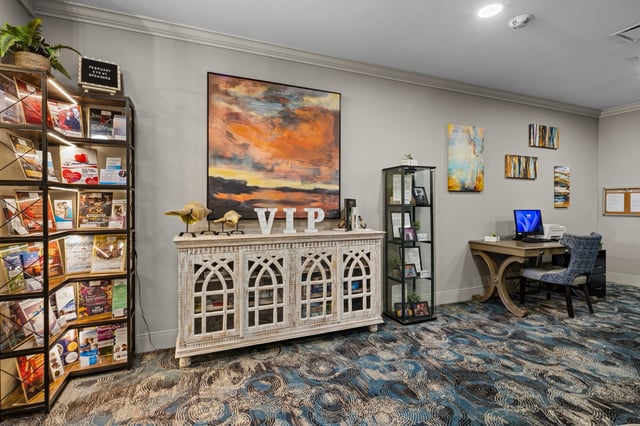 LAMA-La-Marea-013-common-room1