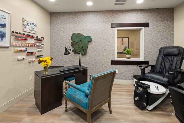 LAMA-La-Marea-016-nail-salon