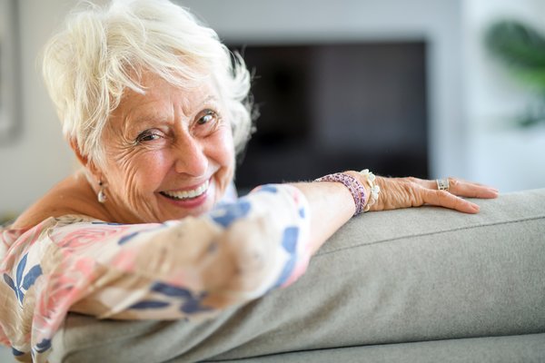 What to Bring When Moving to Assisted Living: Complete Checklist